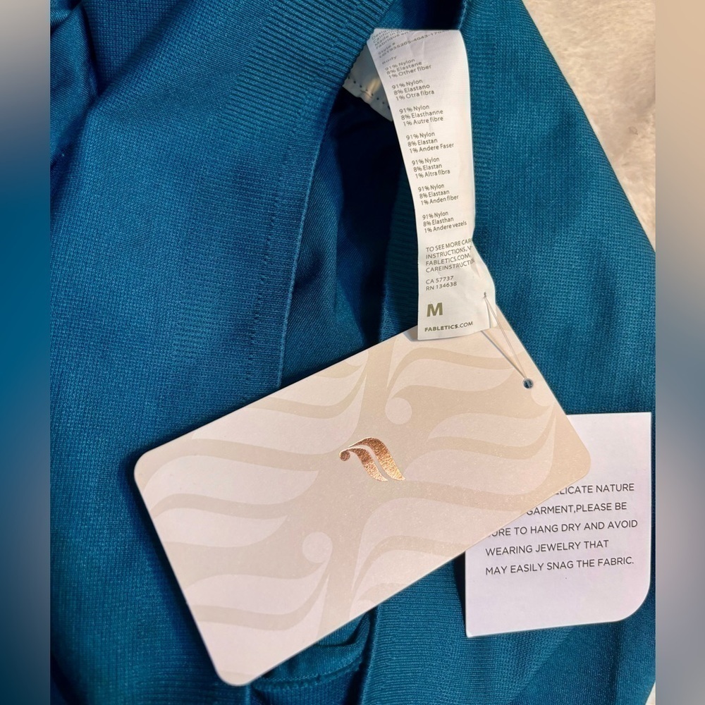 Sale! NWT Fabletics Leggings M Dark Teal Sync High-Waisted 7/8 length Perforated - Picture 11 of 16